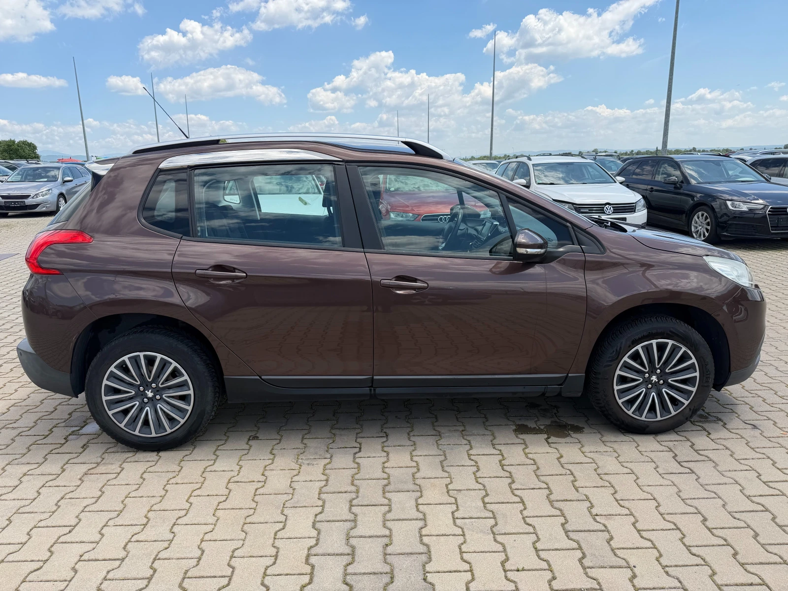 Peugeot 2008 1.2VTi NAVI EURO 5, снимка 5 - Автомобили и джипове - 54679650
