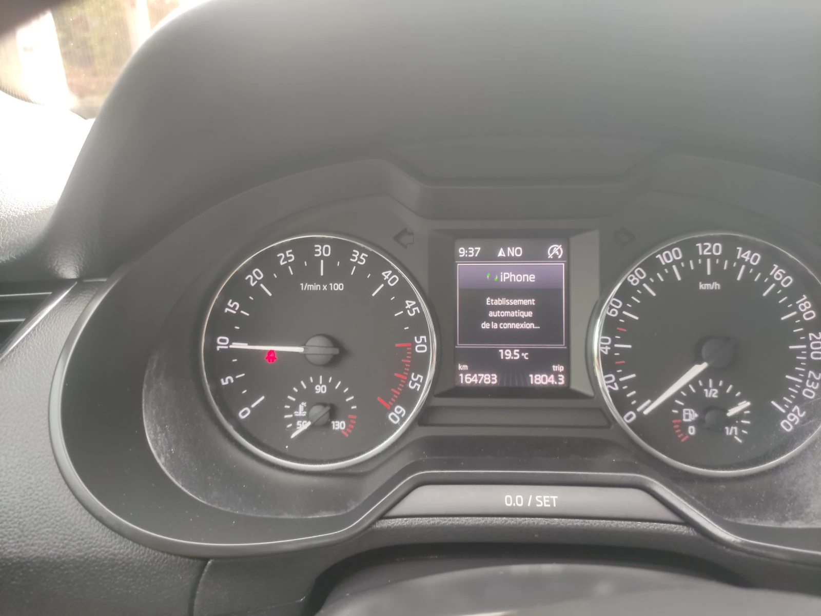 Skoda Octavia 1.6tdi като нов164000км евро 6б. Фул екстри, снимка 12 - Автомобили и джипове - 54757638