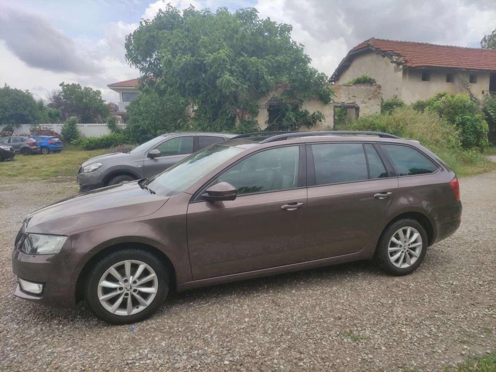 Skoda Octavia 1.6tdi като нов164000км евро 6б. Фул екстри, снимка 4 - Автомобили и джипове - 54757638