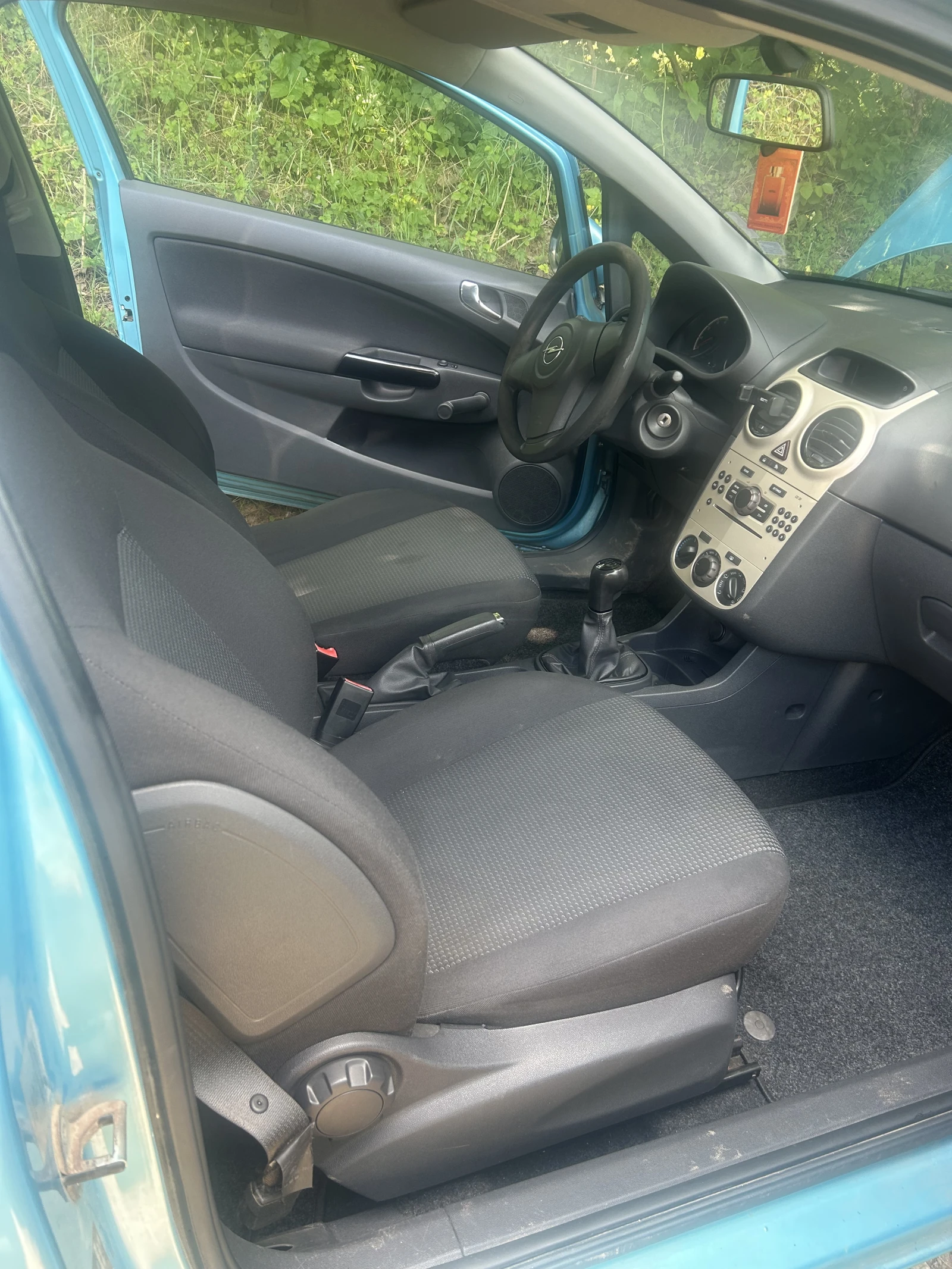 Opel Corsa, снимка 6 - Автомобили и джипове - 55011246