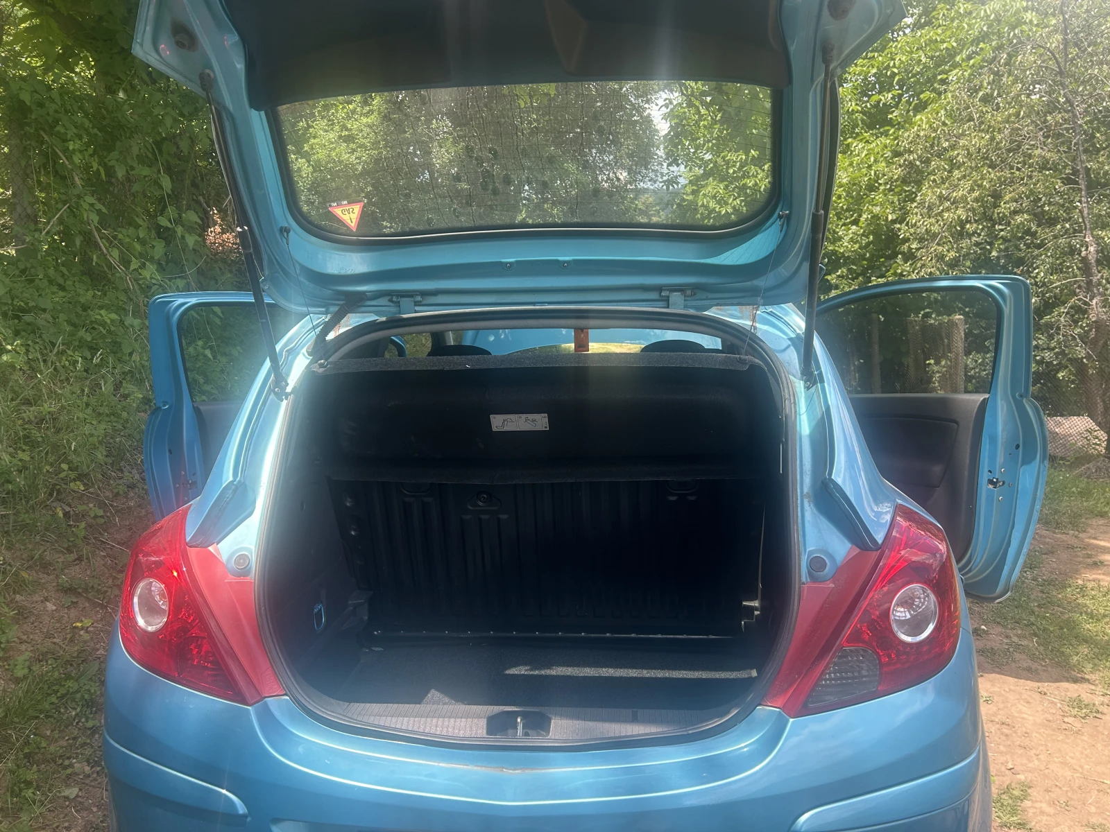Opel Corsa, снимка 5 - Автомобили и джипове - 55011246