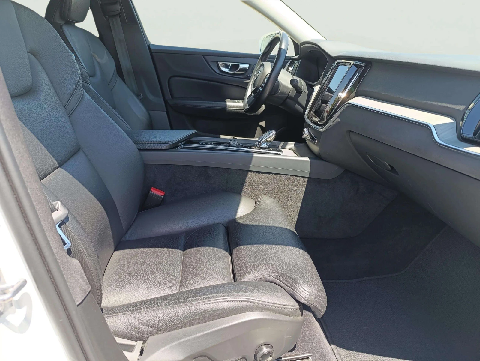 Volvo S60 2.0 В4, снимка 9 - Автомобили и джипове - 55053219