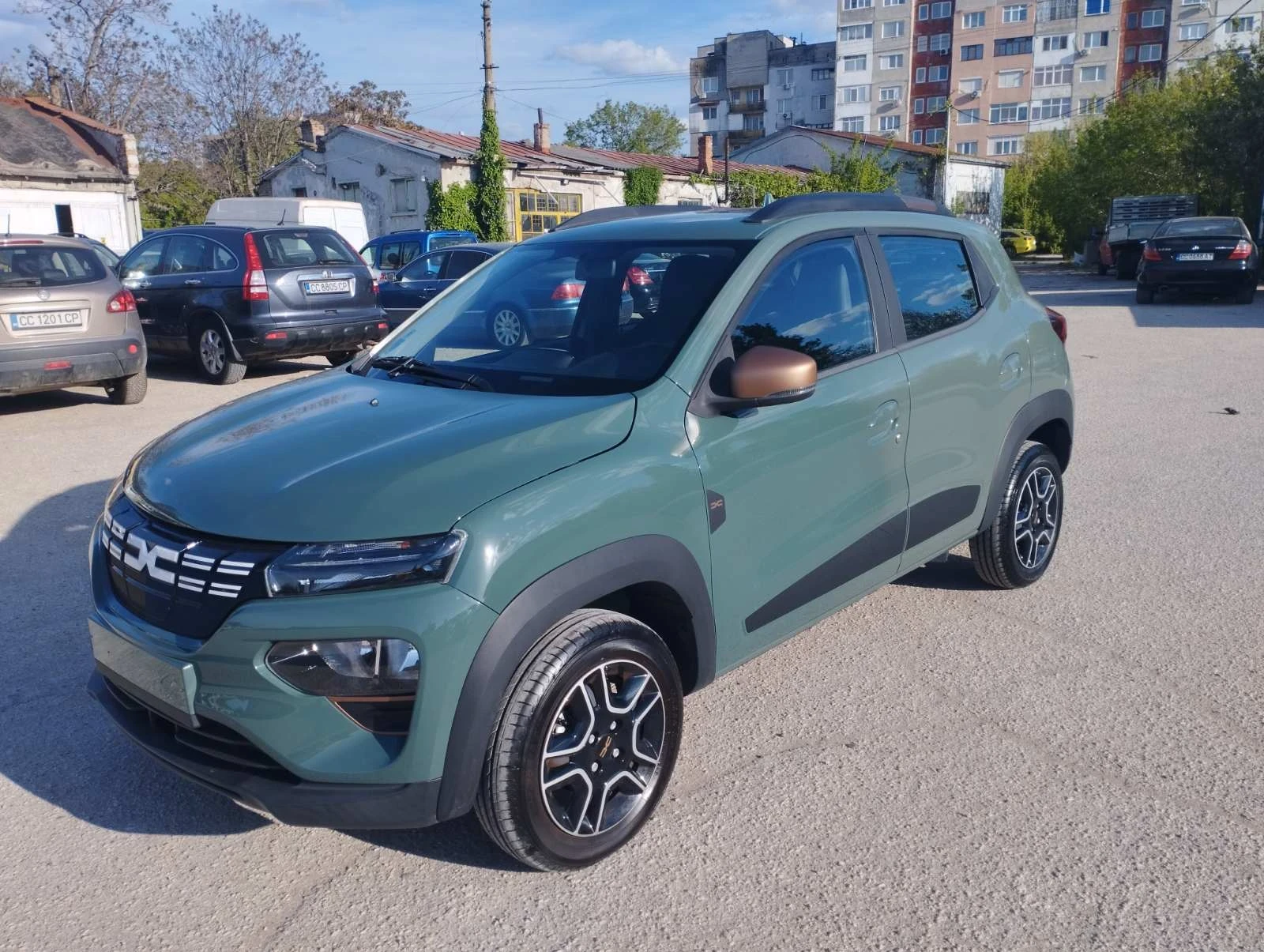 Dacia Spring, снимка 9 - Автомобили и джипове - 55395090