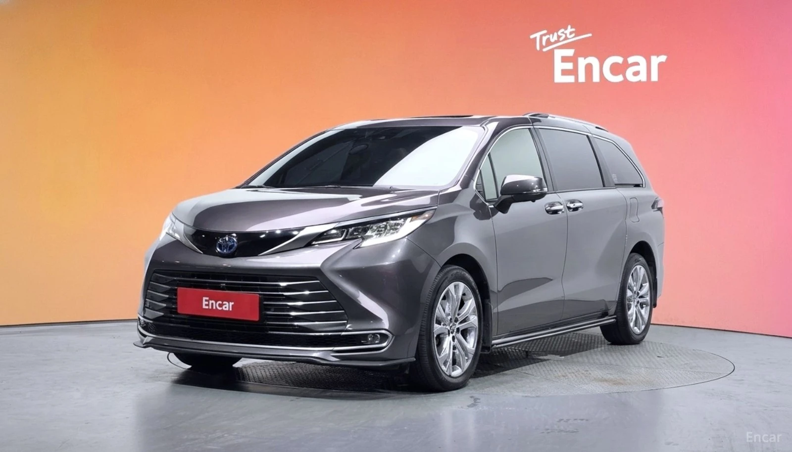 Toyota Sienna HYBRID* �������* ���������* 360* HUD* �������* TV* | Mobile.bg � ����������� 1
