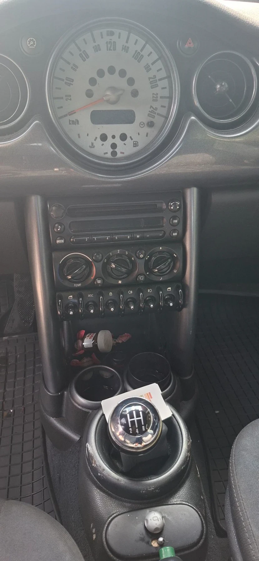 Mini Cooper 1.6 90 к.с отл.мотор, скорости, газ, снимка 6 - Автомобили и джипове - 55673442