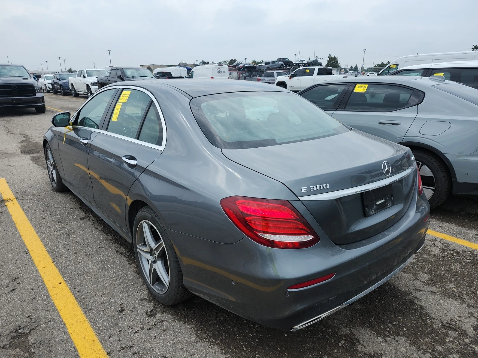 Mercedes-Benz E 300 4MATIC, снимка 4 - Автомобили и джипове - 56074868