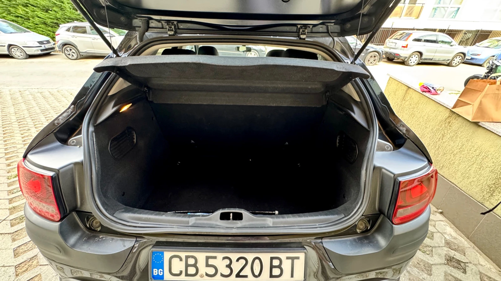Citroen C4 Cactus, снимка 9 - Автомобили и джипове - 56246240