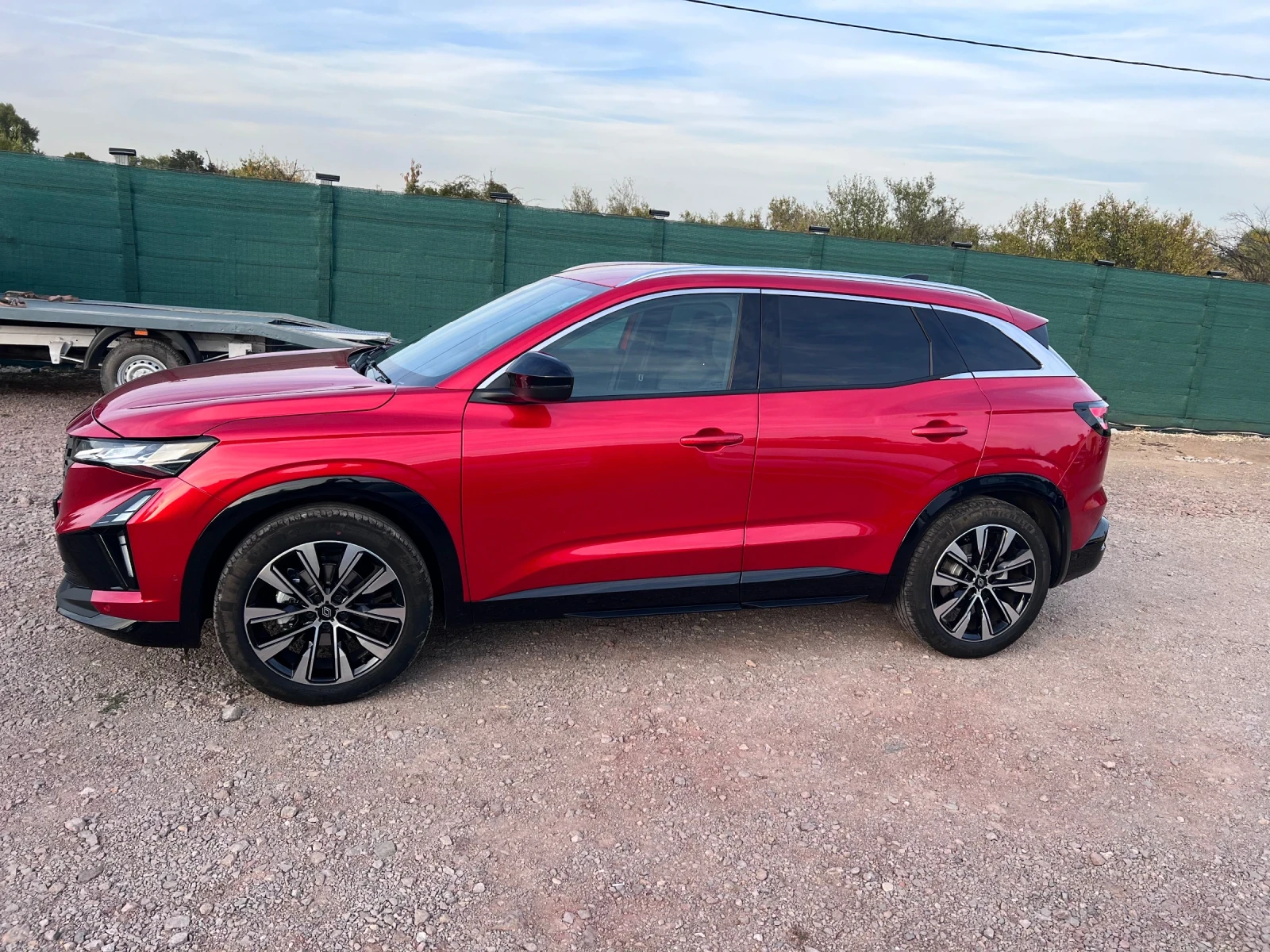 Renault Austral 1.3 TCE MILD HIBRID  EVOLUTION, снимка 4 - Автомобили и джипове - 56486734
