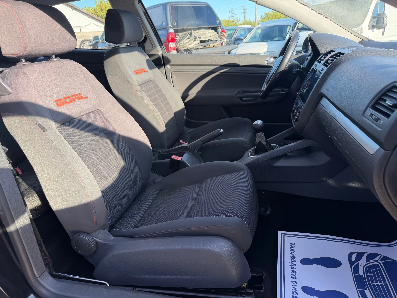 VW Golf 1.6, снимка 14 - Автомобили и джипове - 56663011