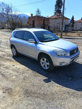 Toyota Rav4 2.2 D4D, снимка 4