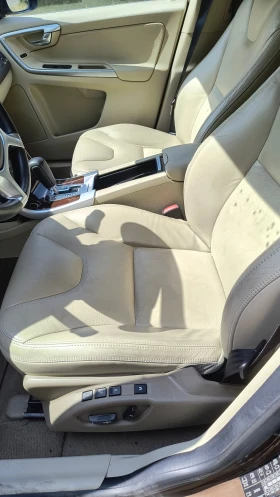 Volvo XC60 3.2, AWD, автоматични скорости, камера, парктроник, снимка 12