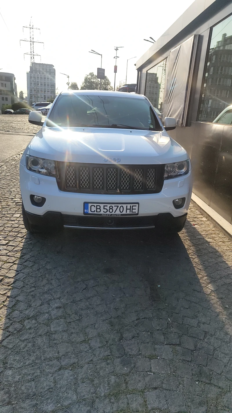 Jeep Grand cherokee 3.0 CRD, снимка 1 - Автомобили и джипове - 47311078