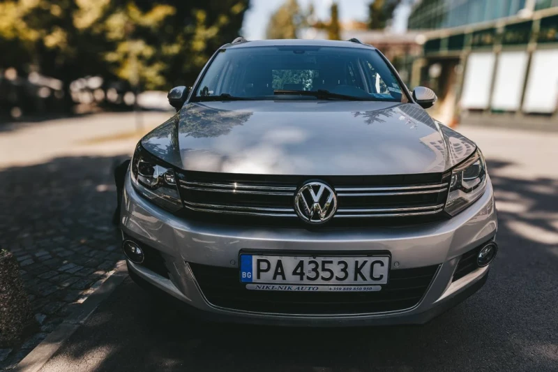 VW Tiguan, снимка 4 - Автомобили и джипове - 47573046