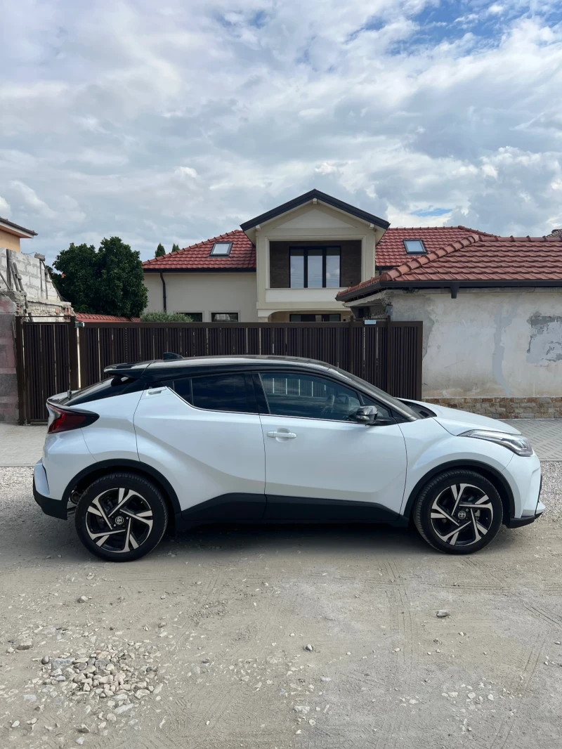 Toyota C-HR 2.0 184кс | 4 500км пробег | нова, снимка 8 - Автомобили и джипове - 48024918