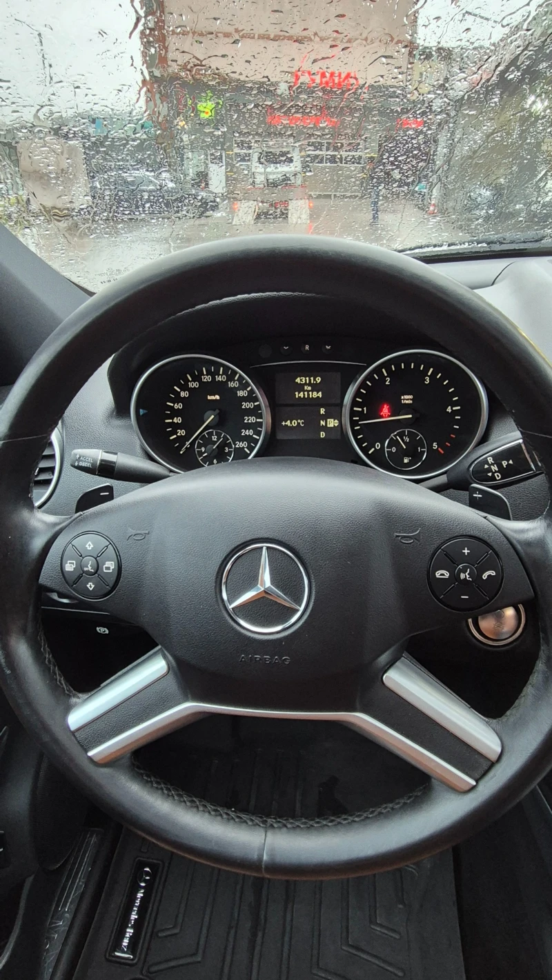 Mercedes-Benz ML 350 3.5 AMG, снимка 14 - Автомобили и джипове - 49205310