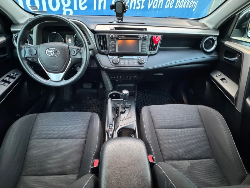Toyota Rav4 XLE / БЕЗУПРЕЧНА / ОБСЛУЖЕНА , снимка 12 - Автомобили и джипове - 51117157