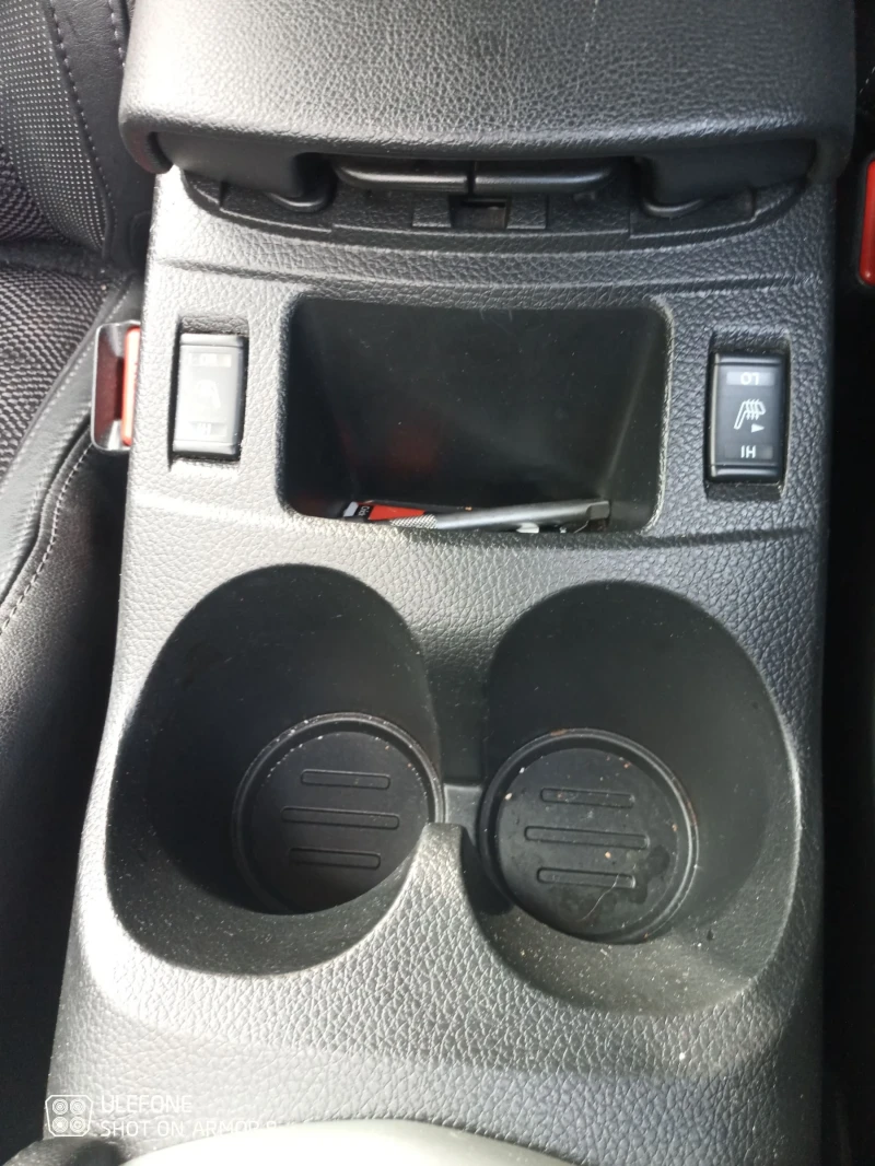 Nissan Qashqai 1.2dig-t full LED, снимка 13 - Автомобили и джипове - 52623339