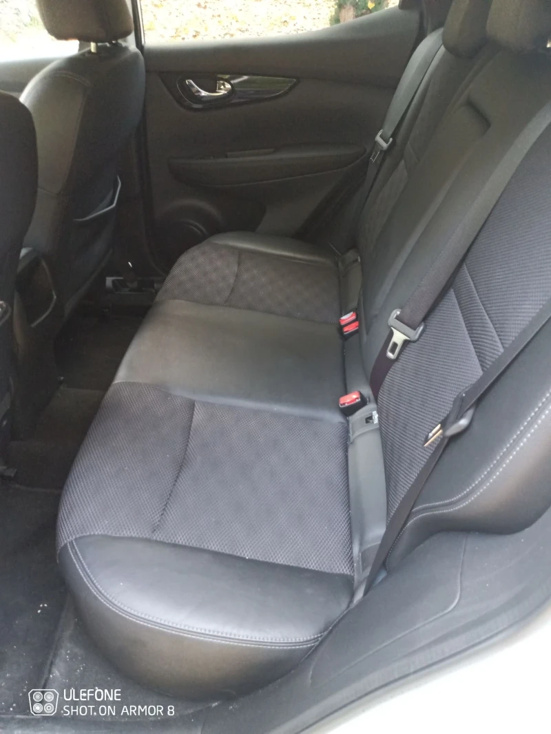 Nissan Qashqai 1.2dig-t full LED, снимка 11 - Автомобили и джипове - 52623339
