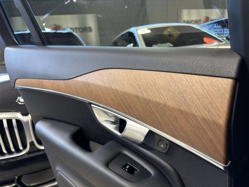 Volvo Xc90 B6 Plus Bright Theme| AWD| 7PASSENGER| NAV| WOOD, снимка 13 - Автомобили и джипове - 53099181