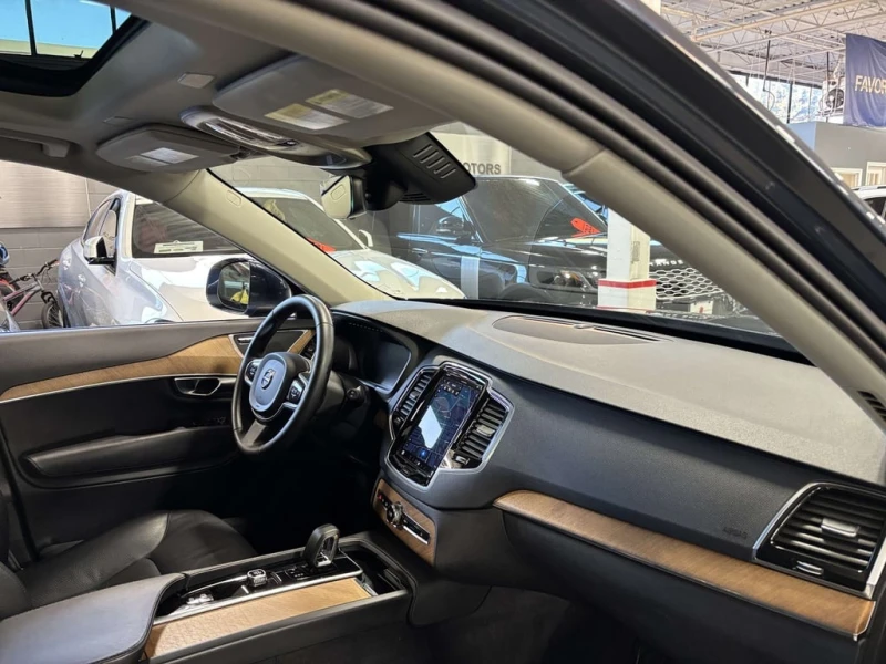 Volvo Xc90 B6 Plus Bright Theme| AWD| 7PASSENGER| NAV| WOOD, снимка 17 - Автомобили и джипове - 53099181