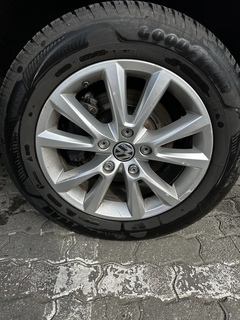 VW Touareg  - изображение 5