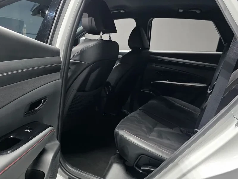 Hyundai Tucson 1.6T 2WD N LINE , снимка 12 - Автомобили и джипове - 55802275