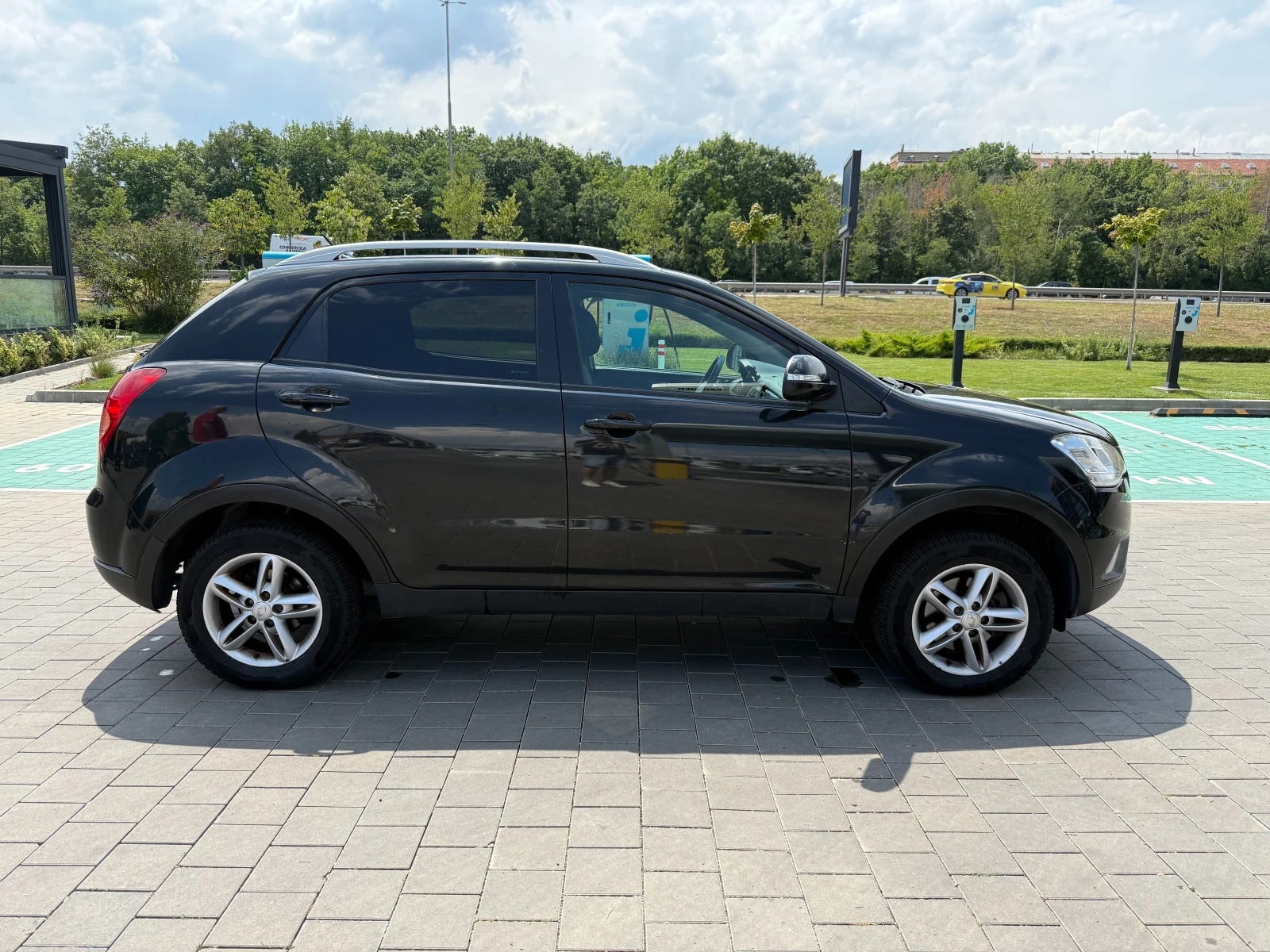 SsangYong Korando 2.0e-XGI ГАЗ 6ск НАВИ АВТОПИЛОТ  - изображение 8