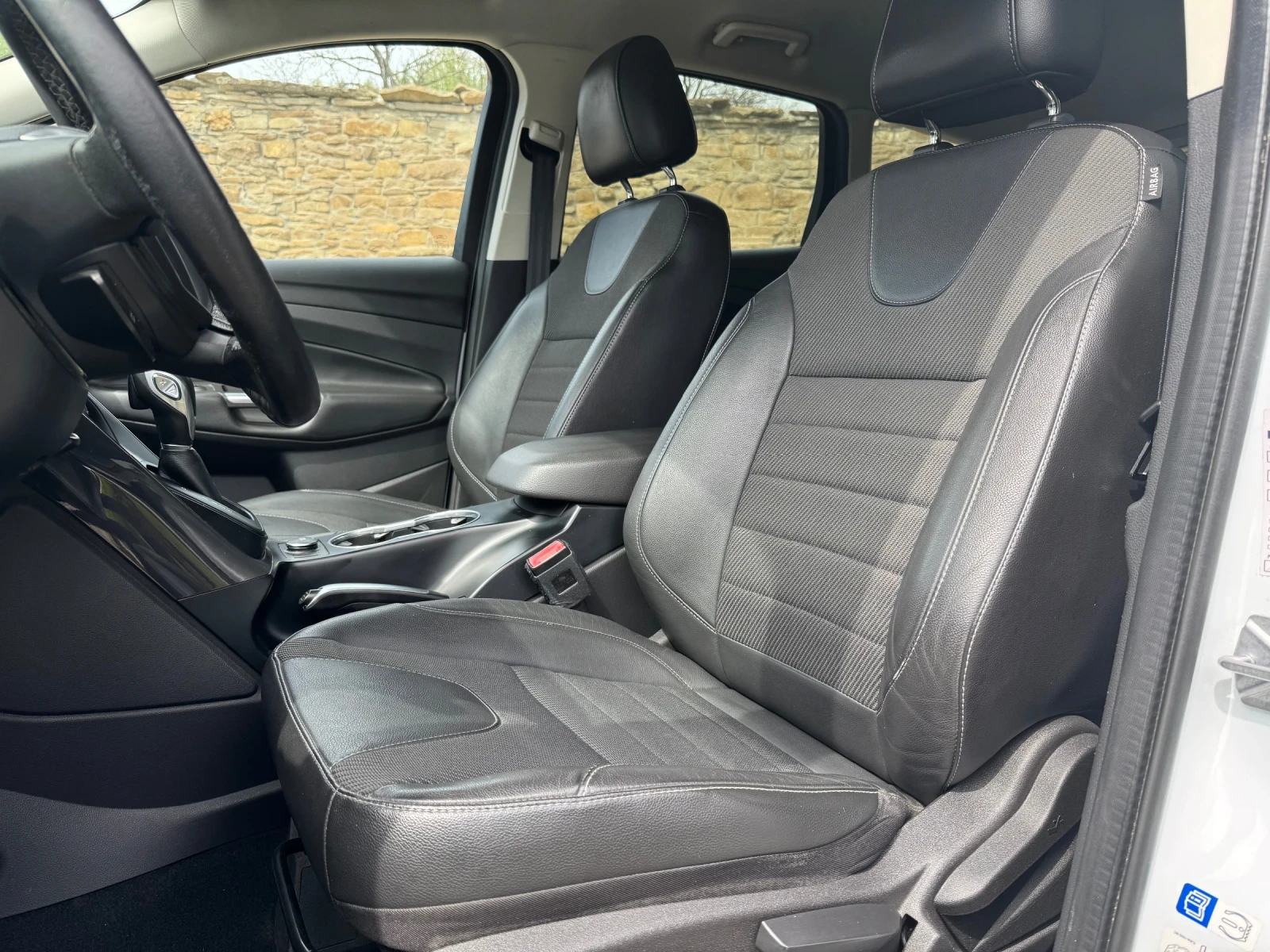 Ford Kuga 2.0 TDCi Titanium 4х4 180 к.с. - изображение 8