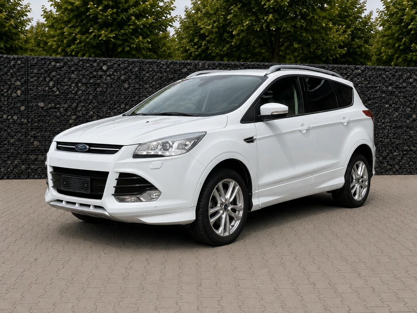 Ford Kuga 2.0 TDCi Titanium 4х4 180 к.с., снимка 3 - Автомобили и джипове - 55642766
