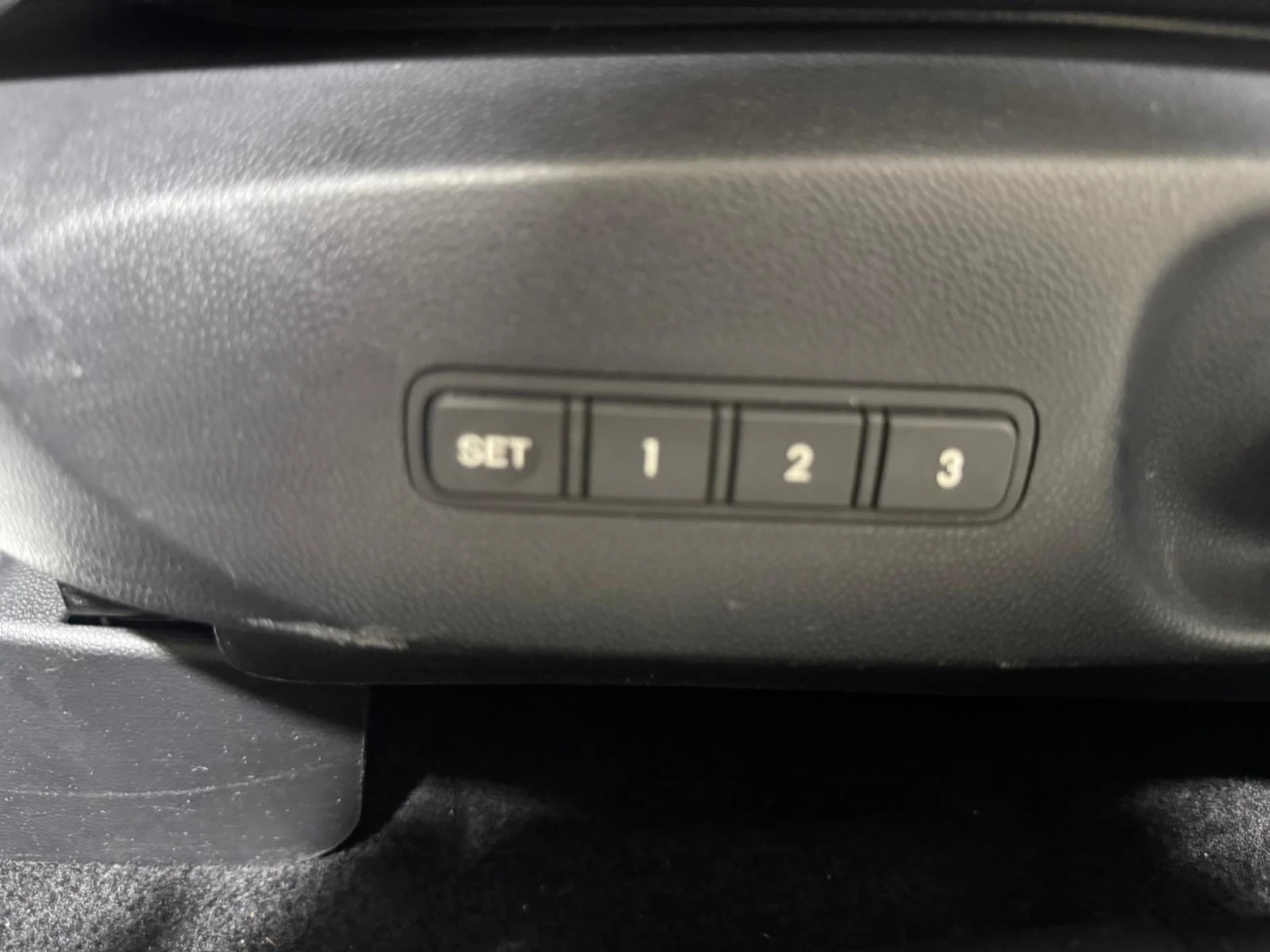 Mazda CX-7 2.2 D - Keyless* Sunroof* Cruise Control* Navi - изображение 10