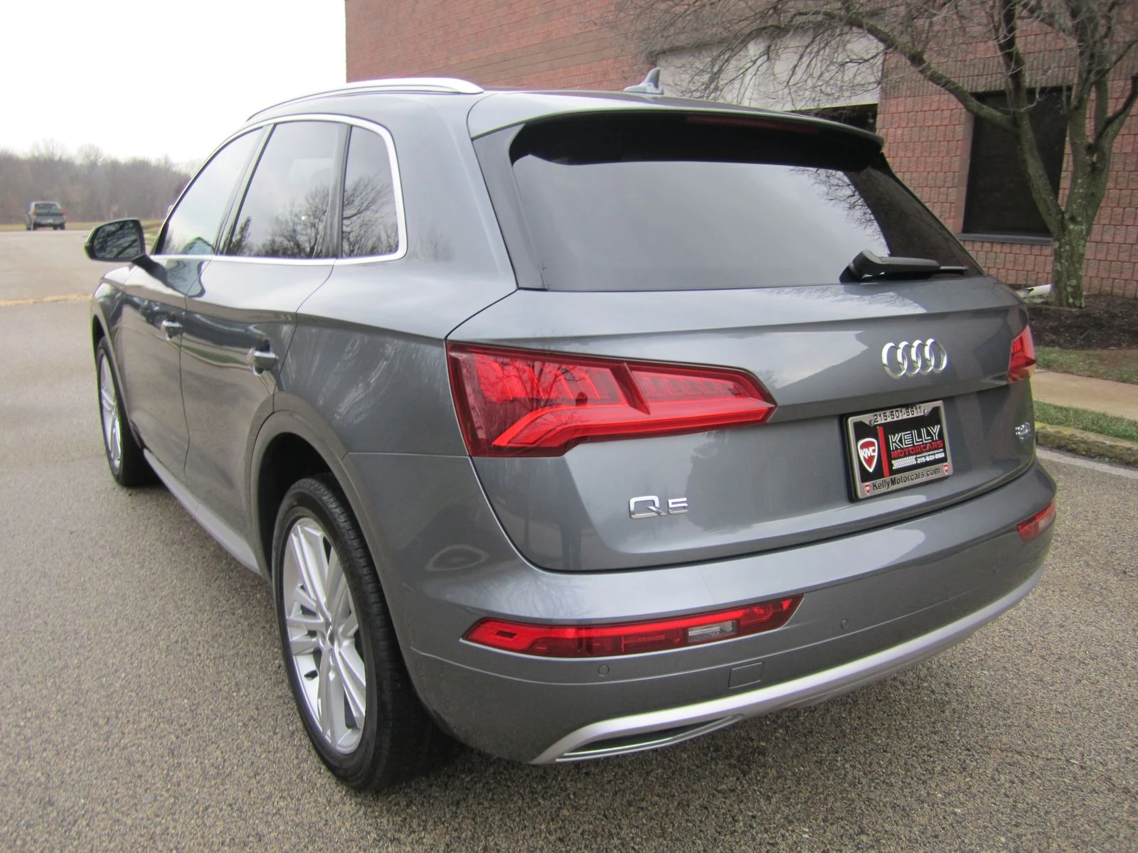 Audi Q5 Premium Plus* CARFAX* ОПЦИЯ ЗА ФИНАНСИРАНЕ*  - изображение 4