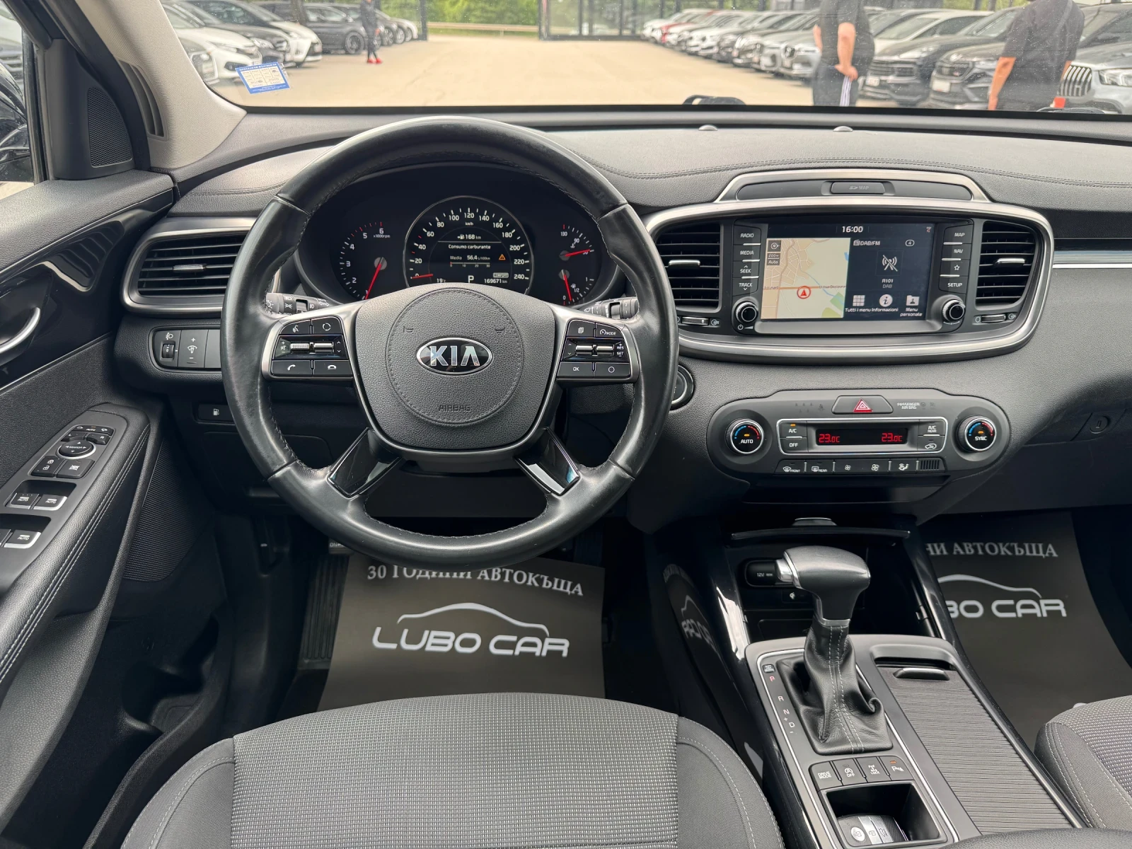 Kia Sorento 2.2D-4X4-��������-KEYLESS-CAMERA-TV | Mobile.bg � ����������� 12