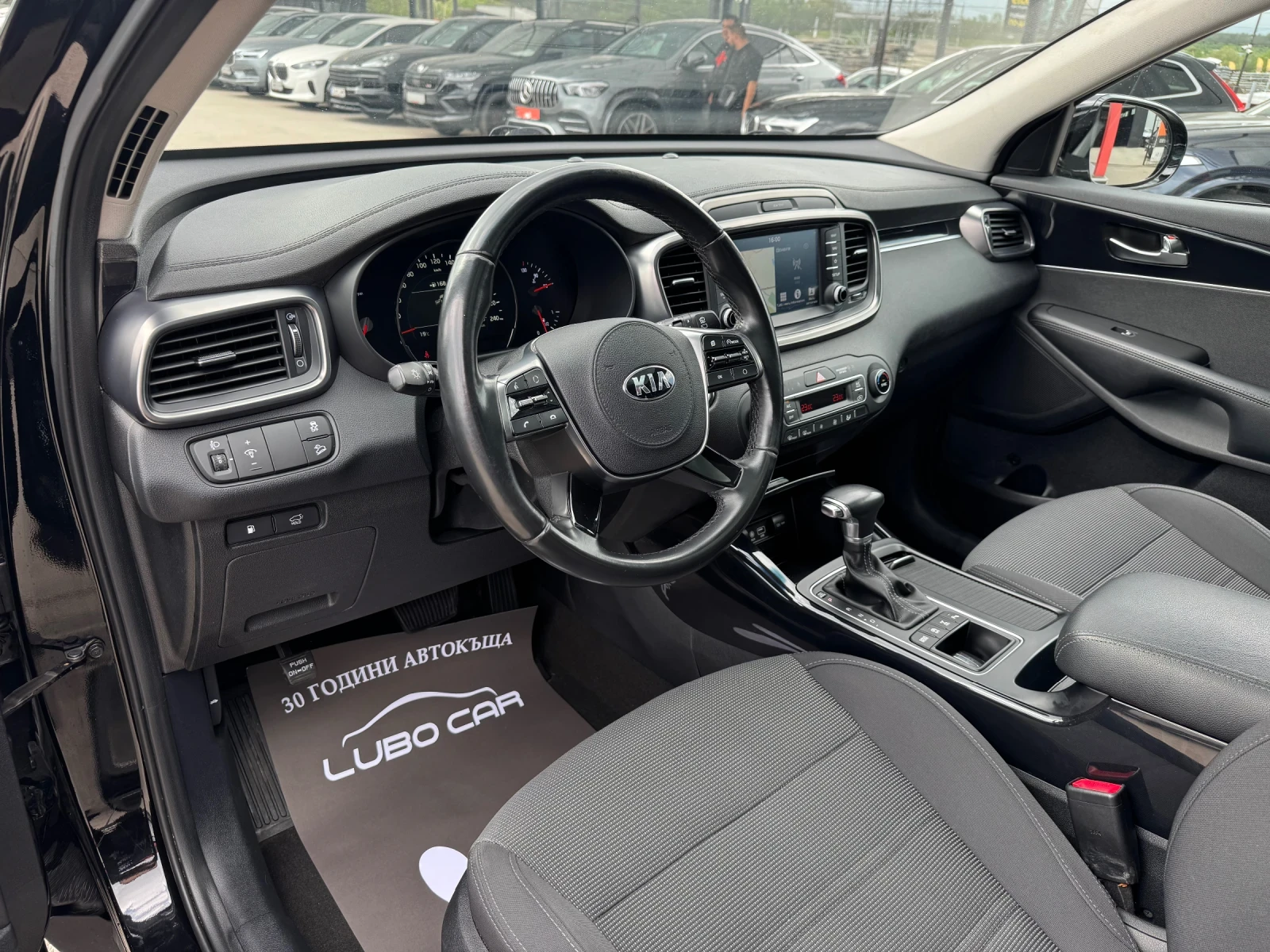 Kia Sorento 2.2D-4X4-��������-KEYLESS-CAMERA-TV | Mobile.bg � ����������� 10