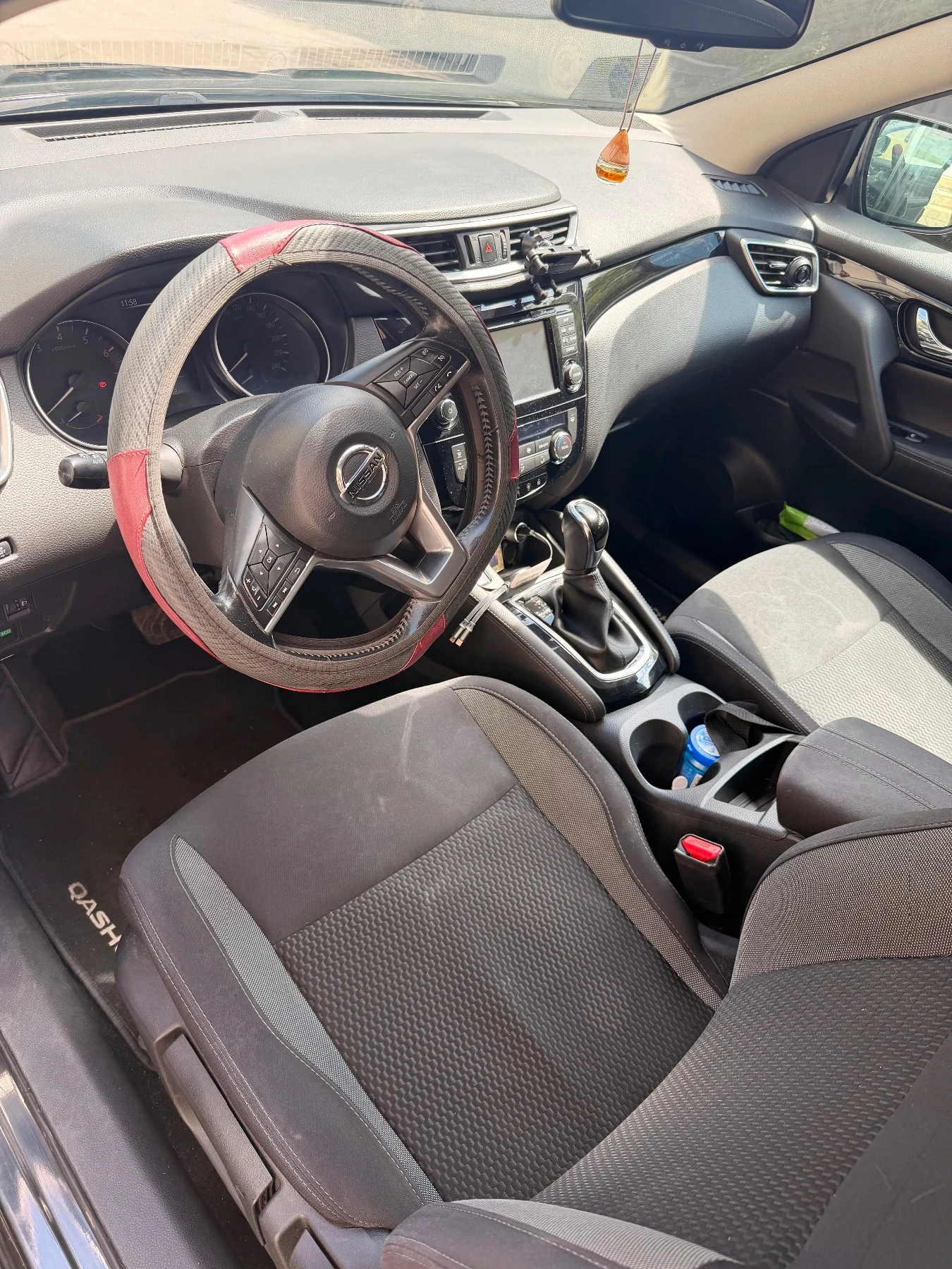 Nissan Qashqai DIG-T 1.2 Бензин, снимка 6 - Автомобили и джипове - 55026750
