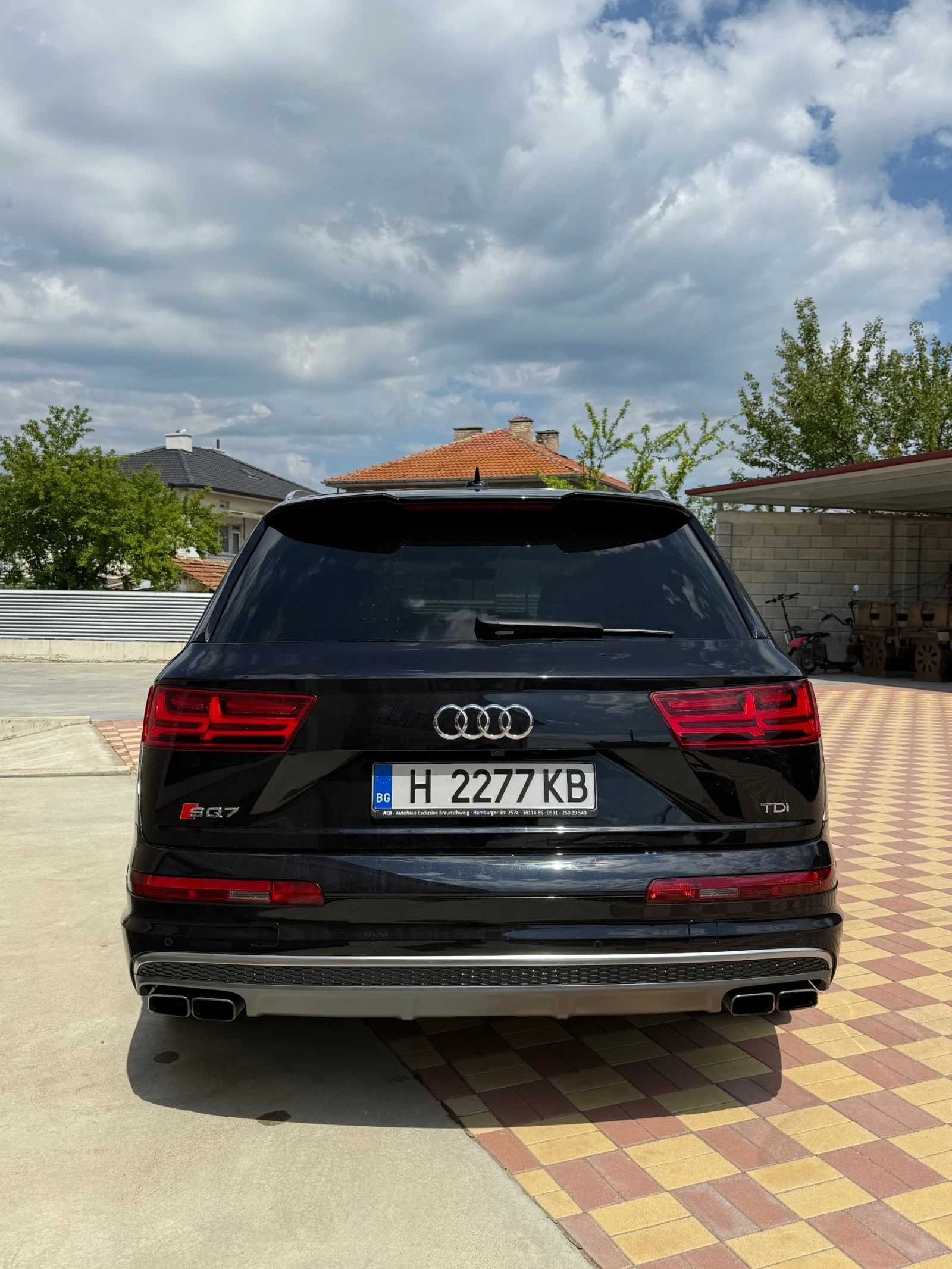 Audi SQ7  Full / 6+ 1 / TV / HeadUp /  360 / Pano, снимка 5 - Автомобили и джипове - 55413777