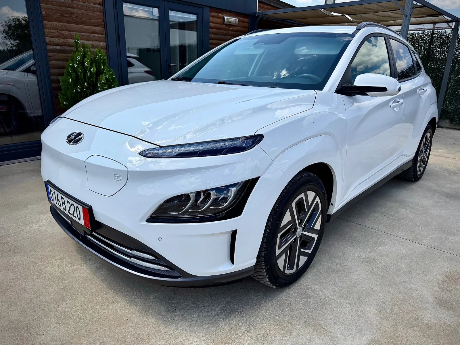 Hyundai Kona 64 kWh* FACELIFT* KRELL* BLUELINK