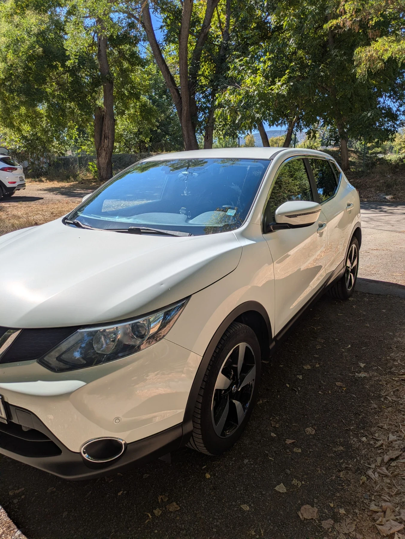 Nissan Qashqai 1.5 DCI, снимка 2 - Автомобили и джипове - 55963913