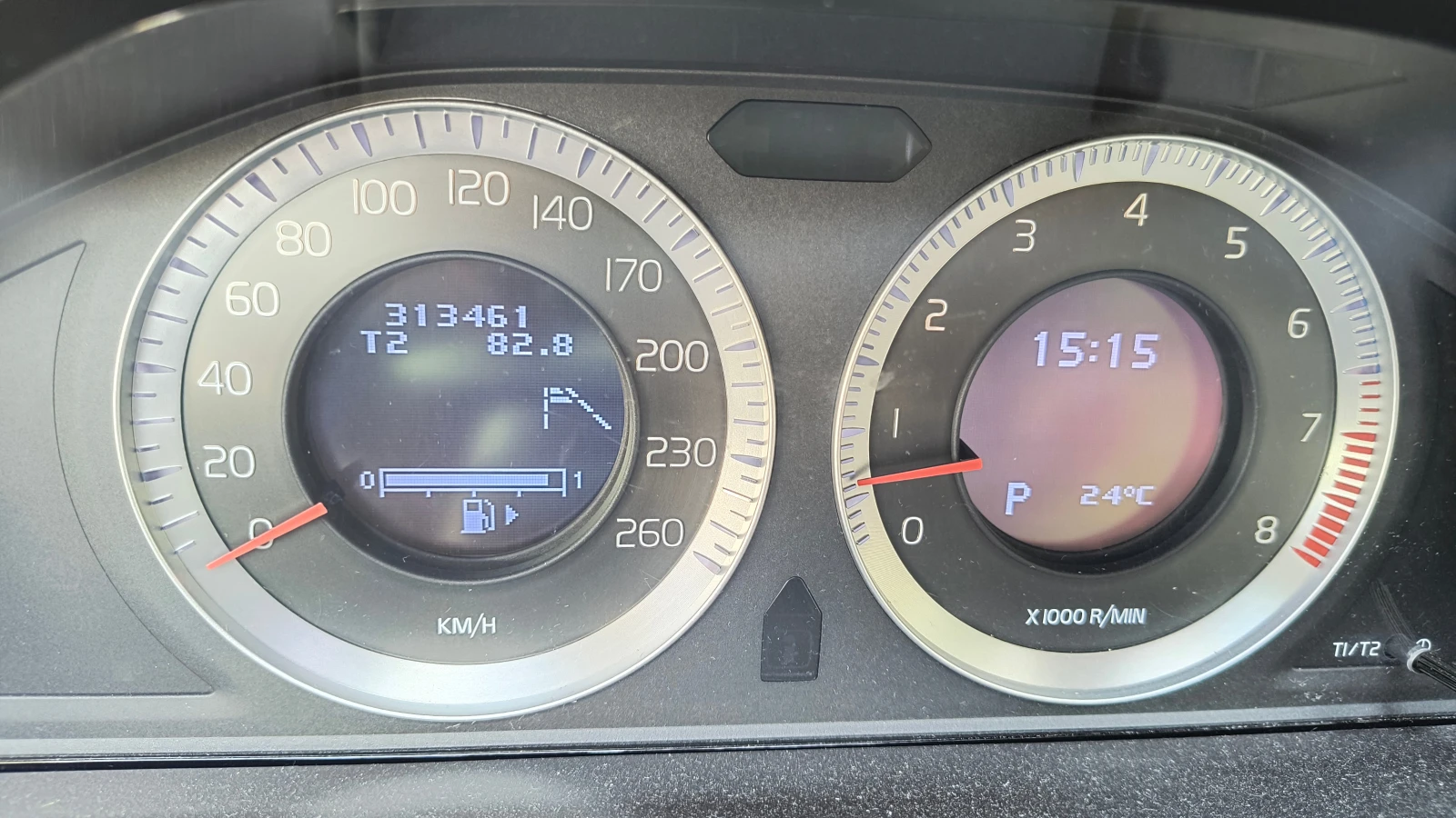 Volvo XC60 3.2, AWD, автоматични скорости, камера, парктроник, снимка 15 - Автомобили и джипове - 56137595