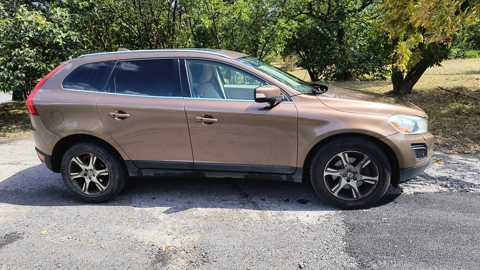 Volvo XC60 3.2, AWD, автоматични скорости, камера, парктроник, снимка 3 - Автомобили и джипове - 56137595