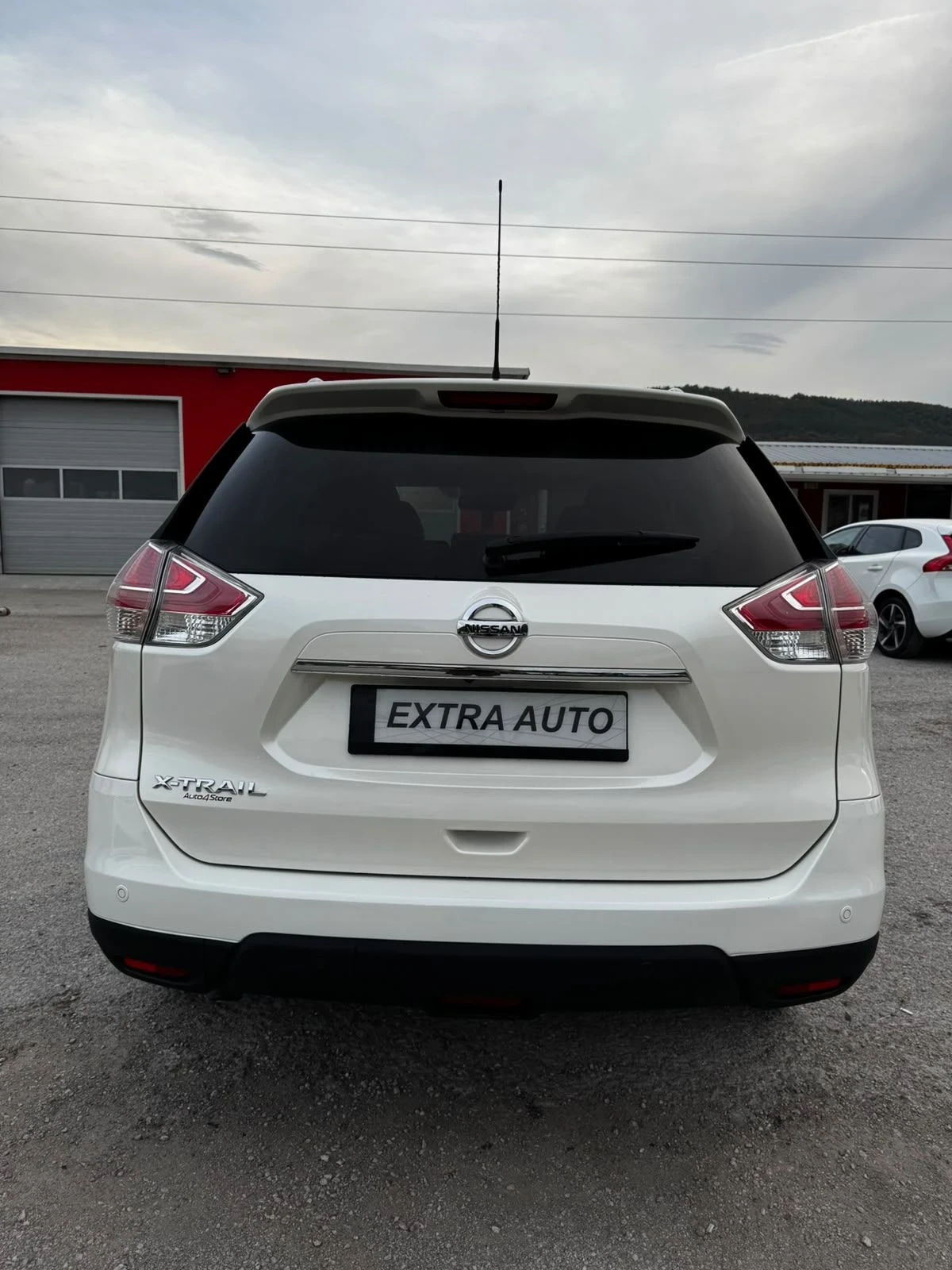 Nissan X-trail 1.6dCi, КАМЕРА, ПАНОРАМА, EURO 6B , снимка 3 - Автомобили и джипове - 56170913