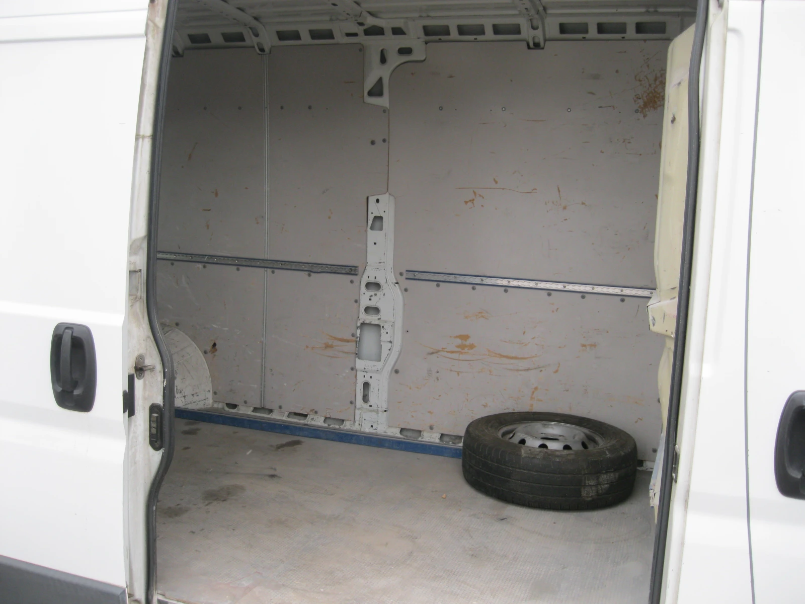 Peugeot Boxer 2.2 HDI - изображение 7