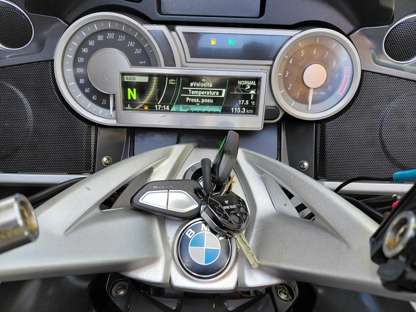 BMW K 1600 GT, снимка 16 - Мотоциклети и мототехника - 54302702