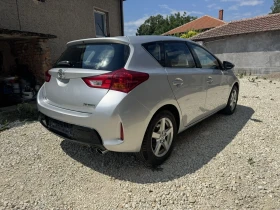 Toyota Auris 1.6i Газ/Бензин, снимка 5