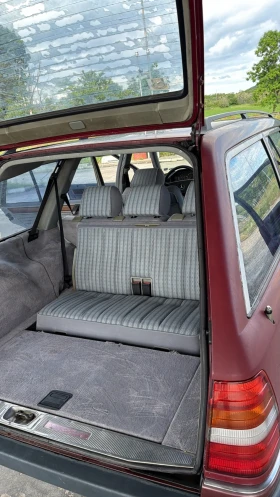 Mercedes-Benz 124 W124 250D, снимка 8