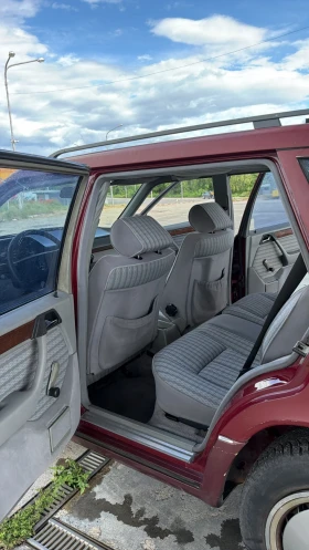 Mercedes-Benz 124 W124 250D, снимка 6
