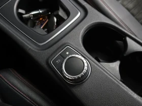 Mercedes-Benz CLA 220 Amg Line, снимка 17
