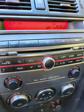 Mazda 3 1.6 MZ-CD, снимка 16