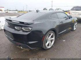 Chevrolet Camaro 6.2L V-8 DI, VVT, 455HP Rear Wheel Drive, снимка 9