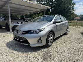 ������ Toyota Auris