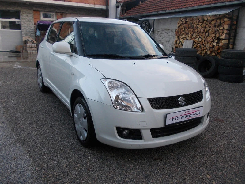 Suzuki Swift 1.3i-4x4-клима, снимка 1 - Автомобили и джипове - 44228280